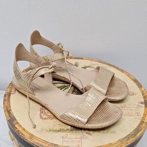 Women's ECCO 'Tabora' Leather Sandal, Size US 8 / 39 EU - Metallic Gold